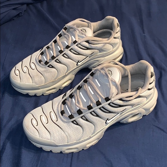 nike air max plus size 8